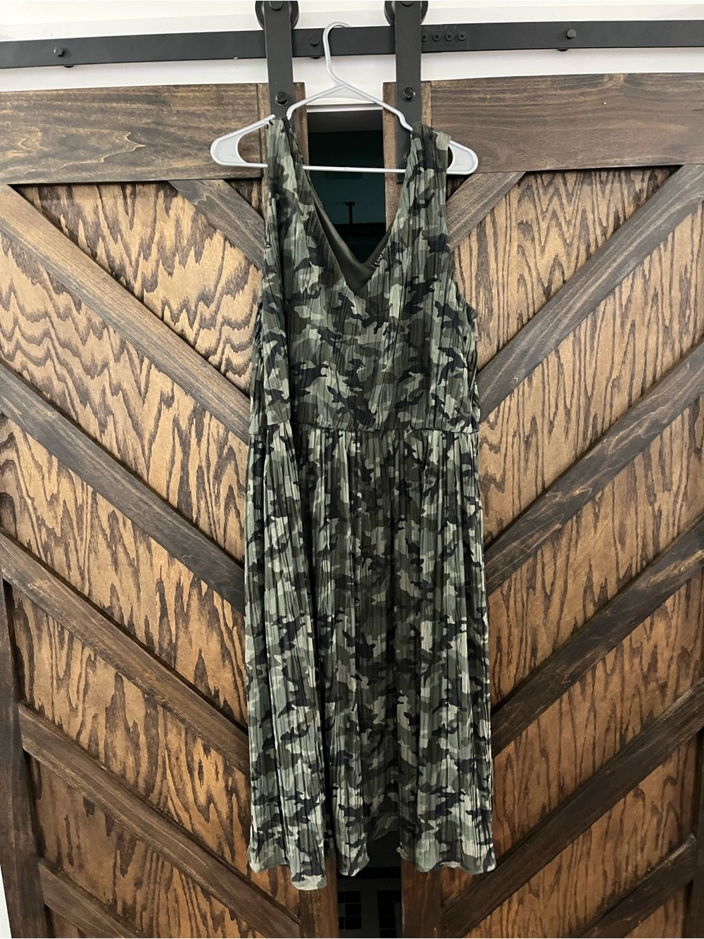 Lane Bryant Olive Green Camo Pleated Midi Dress
